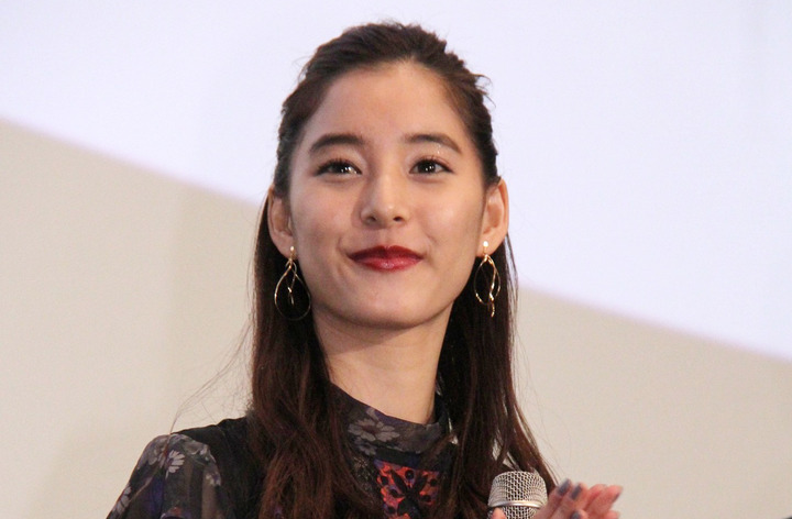 �l�C,����,�^�����g,���D,2017,2016