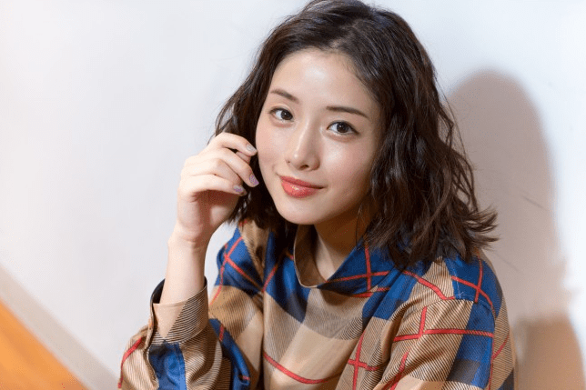 �l�C,����,�^�����g,���D,2017,2016