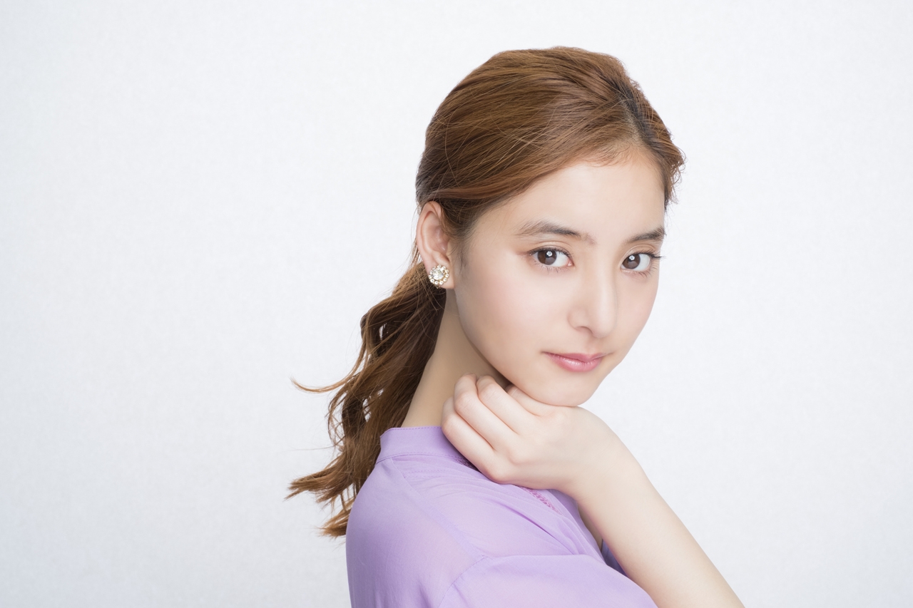 �l�C,����,�^�����g,���D,�A�C�h��,2022,2021