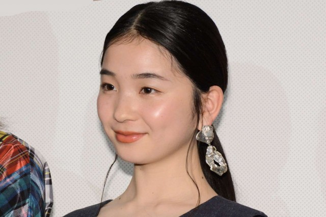 �l�C,����,�^�����g,���D,�A�C�h��,2019