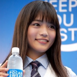 �l�C,����,�^�����g,���D,�A�C�h��,2018,2017