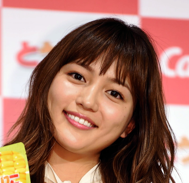 �l�C,����,�^�����g,���D,�A�C�h��,2018,2017