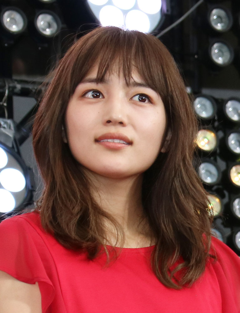 �l�C,����,�^�����g,���D,�A�C�h��,2018,2017