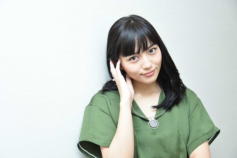 �l�C,����,�^�����g,���D,�A�C�h��,2018,2017