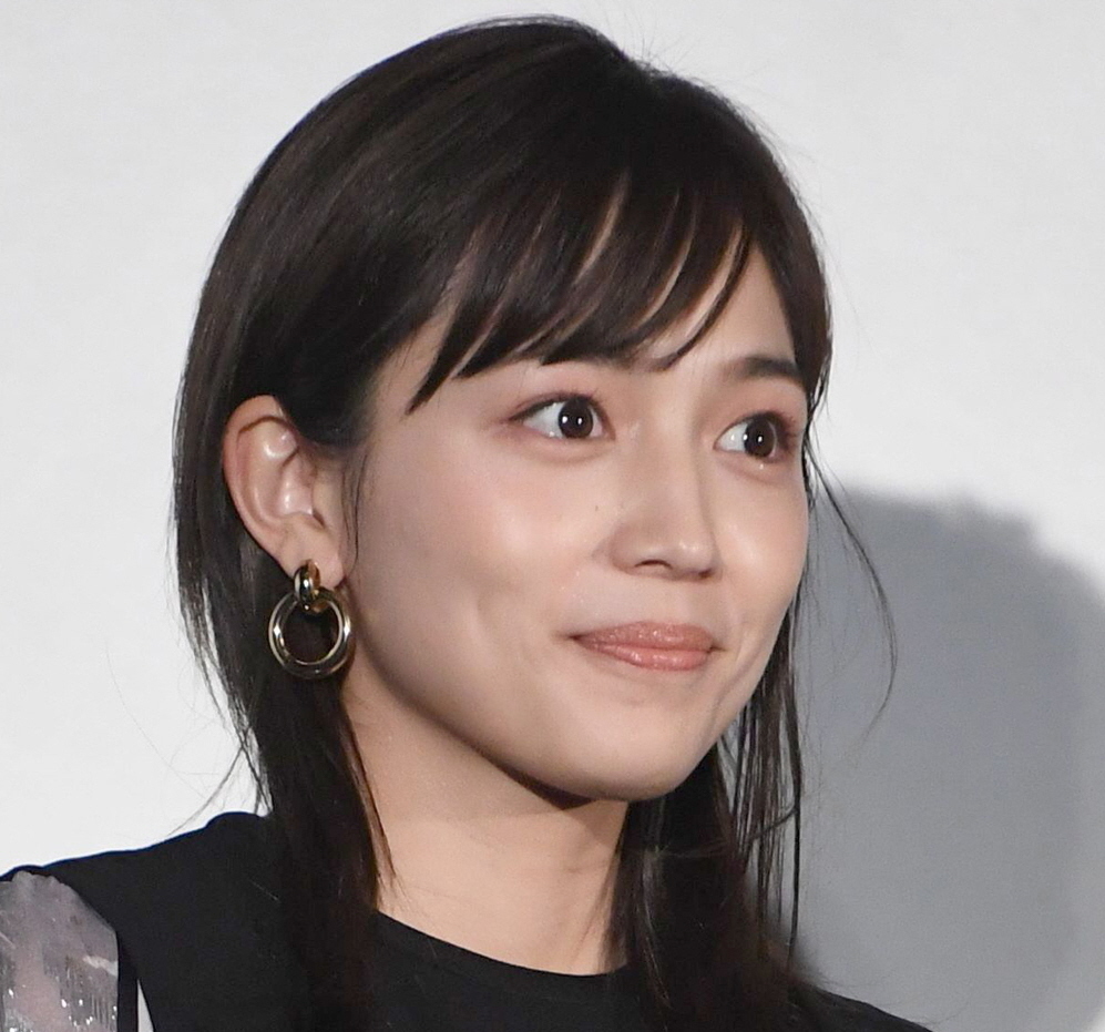 �l�C,����,�^�����g,���D,�A�C�h��,2018,2017