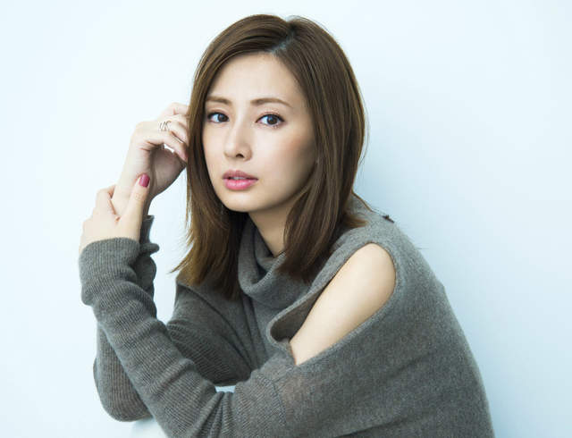 �l�C,����,�^�����g,���D,2017,2016