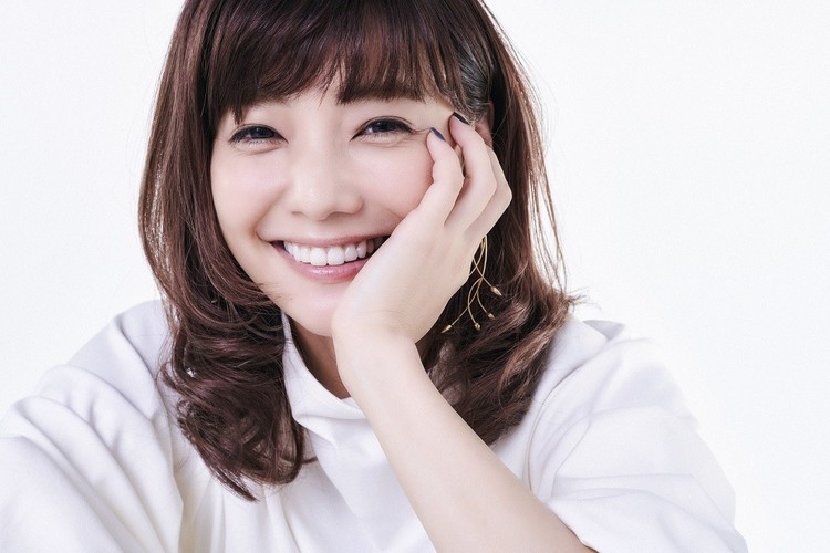 �l�C,����,�^�����g,���D,�A�C�h��,2022,2021