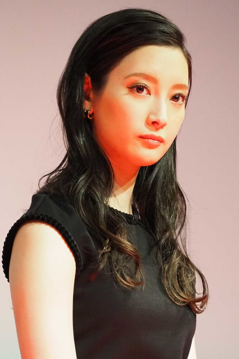 �l�C,����,�^�����g,���D,2017,2016